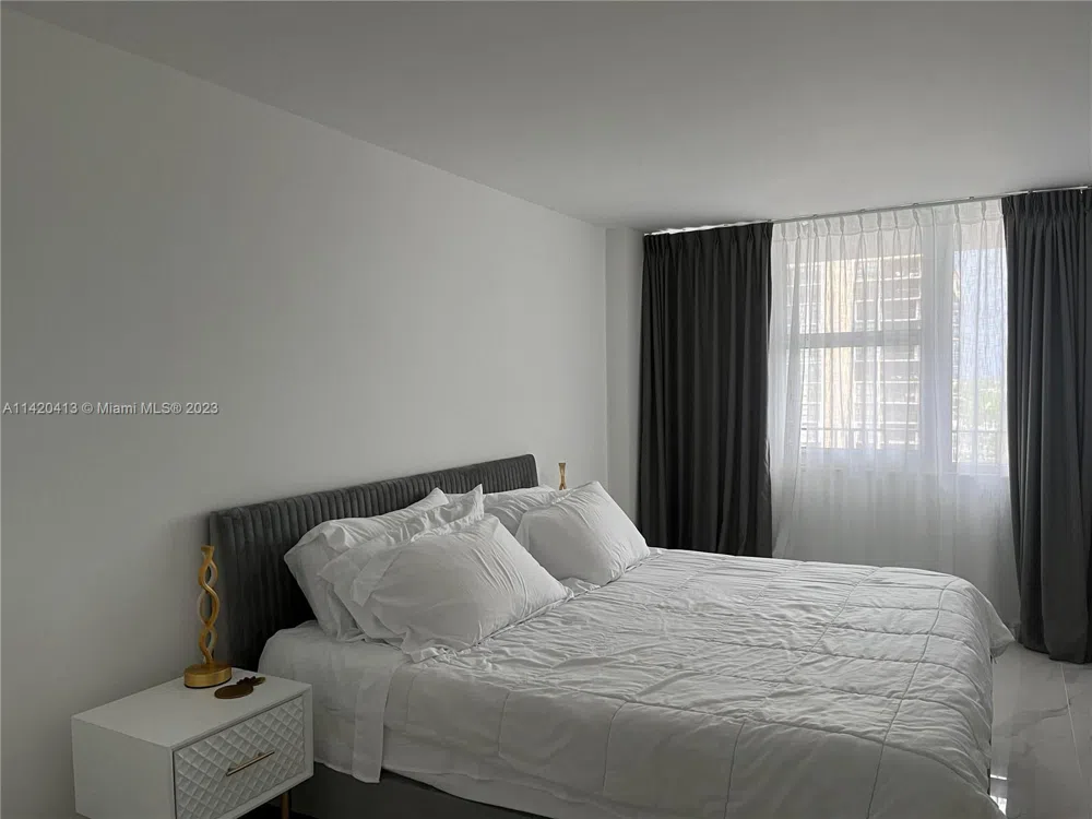 2030 S Ocean Dr #1602 Hallandale Beach, FL 33009