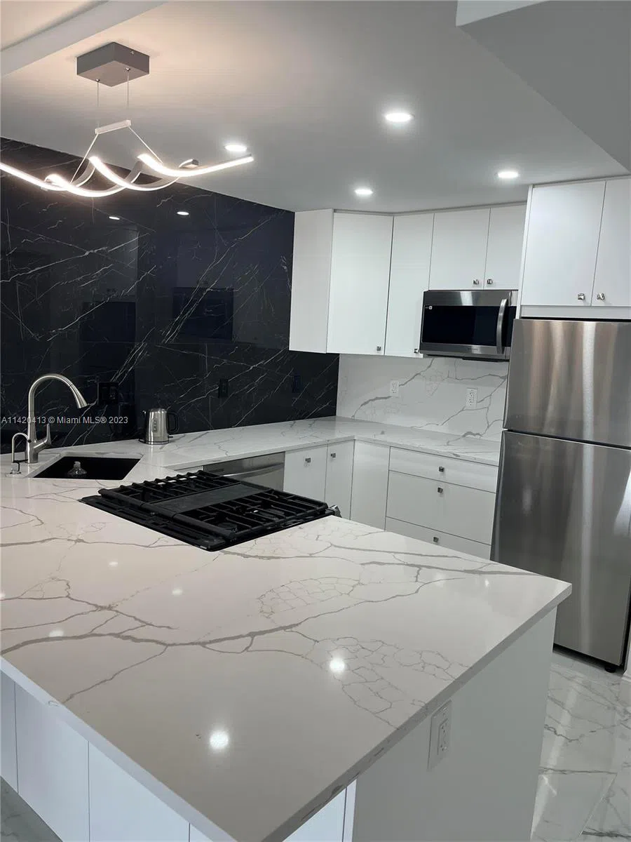 2030 S Ocean Dr #1602 Hallandale Beach, FL 33009