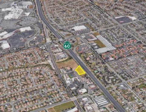 Olive Wood Plaza Dr