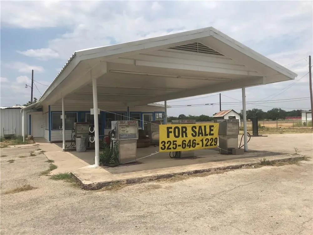 7500 Hwy 67-84 Bangs, TX 76823