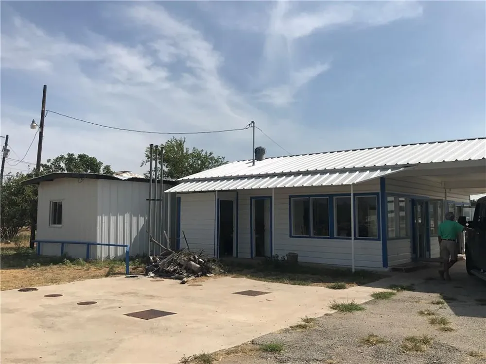 7500 Hwy 67-84 Bangs, TX 76823