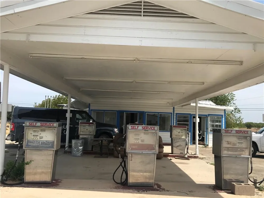 7500 Hwy 67-84 Bangs, TX 76823