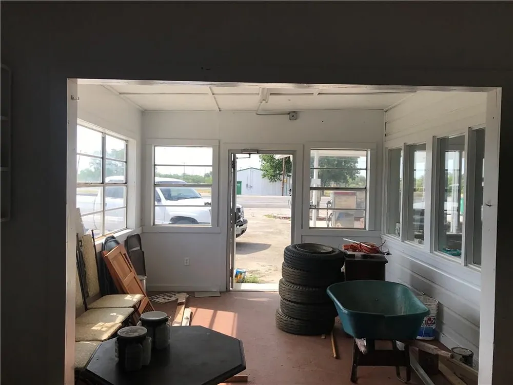 7500 Hwy 67-84 Bangs, TX 76823