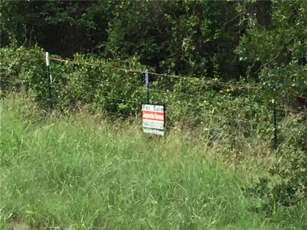 9 FM 2123 Paradise, TX 76073