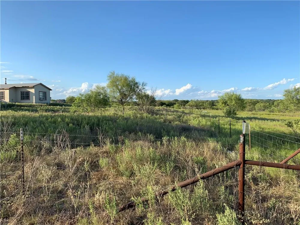 1450 CR 165 Sidney, TX 76474