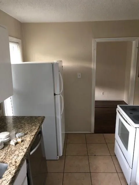 2800 W Bewick Street Fort Worth, TX 76109