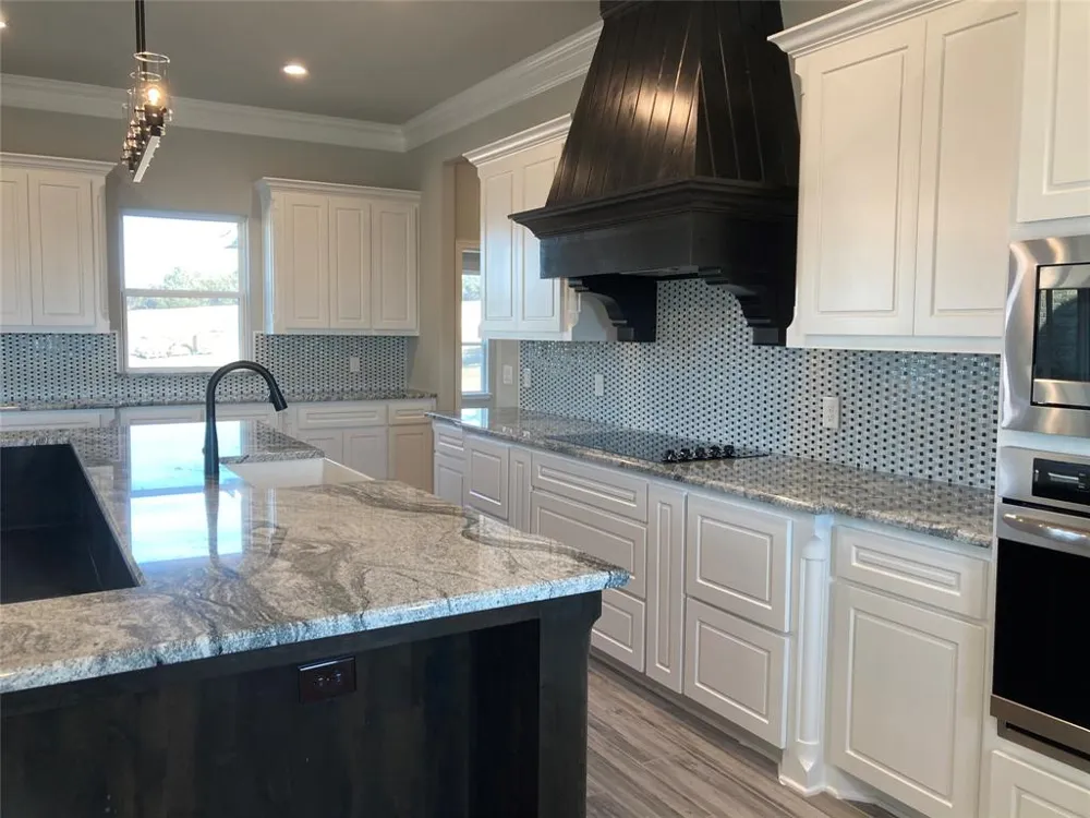 7081 Veal Station Weatherford, TX 76085