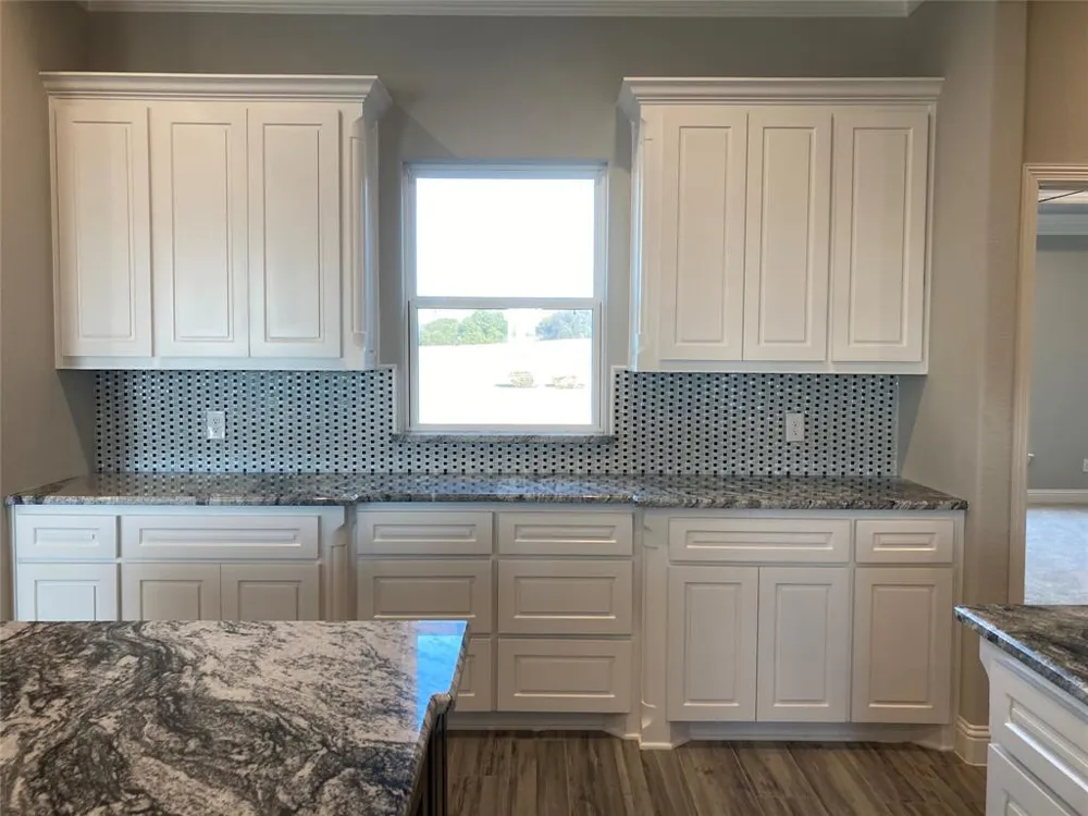 7081 Veal Station Weatherford, TX 76085