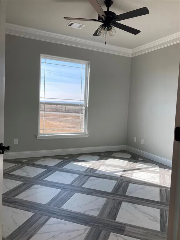7081 Veal Station Weatherford, TX 76085