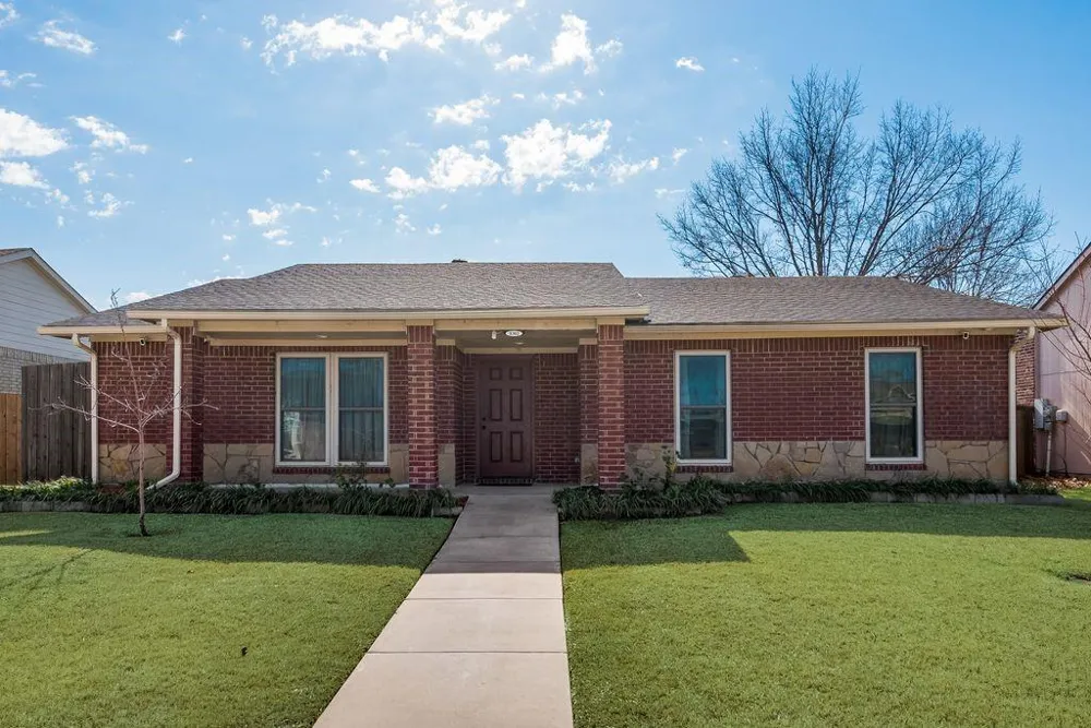 8302 Chesham Drive Rowlett, TX 75088