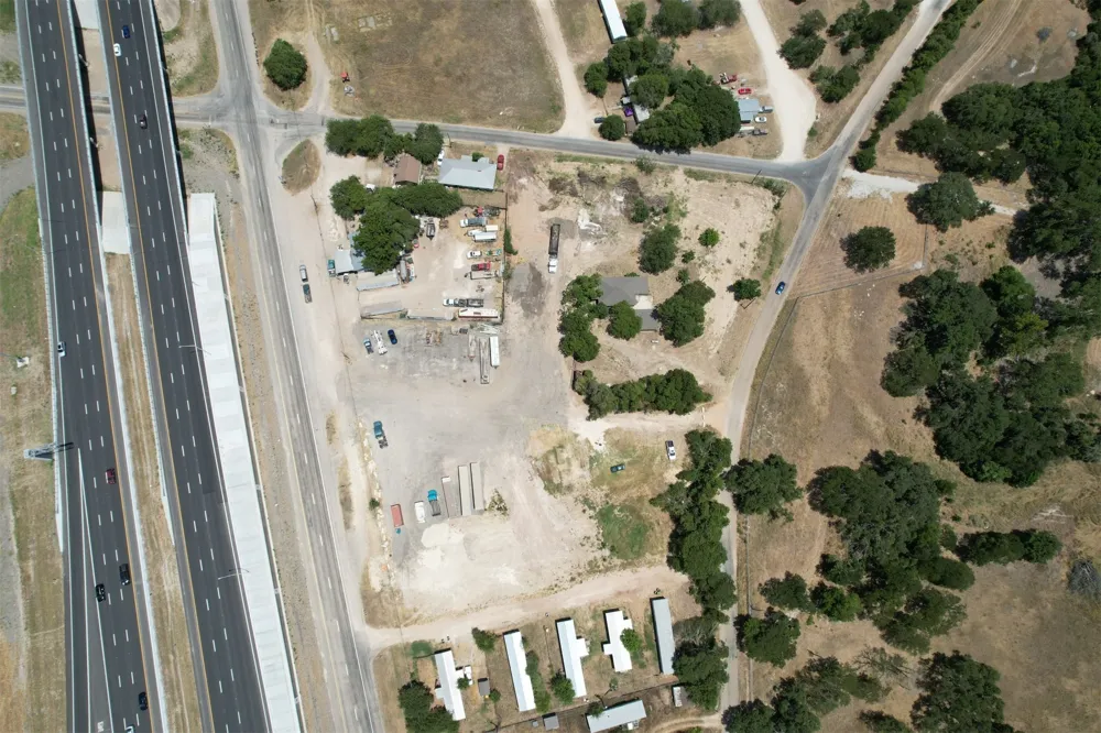 6055 I-14 W. Us Highway 190 Highway Belton, TX 76513
