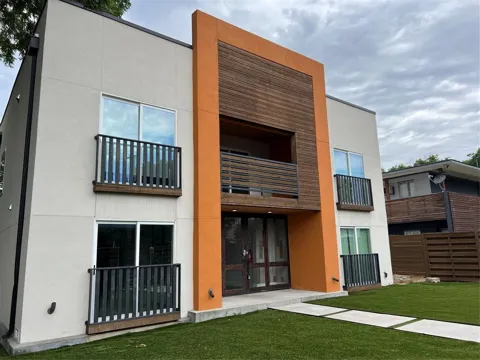 1415 Bennett Avenue #201