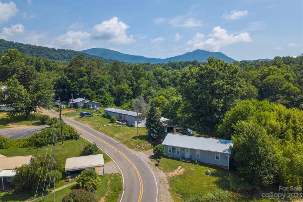 492, 518 and 524 Scruggs Circle Canton, NC 28716