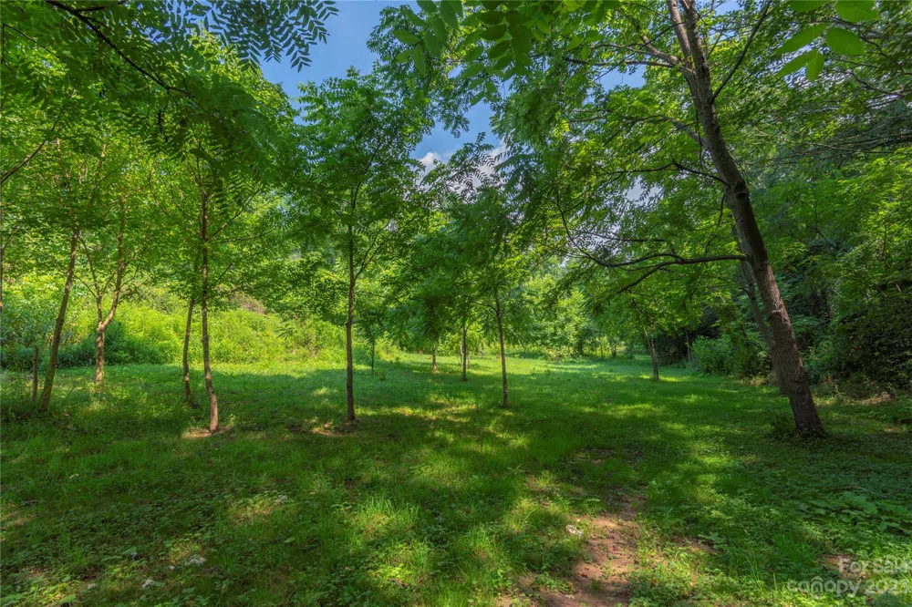 492, 518 and 524 Scruggs Circle Canton, NC 28716
