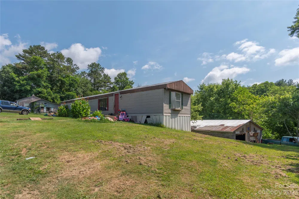 492, 518 and 524 Scruggs Circle Canton, NC 28716