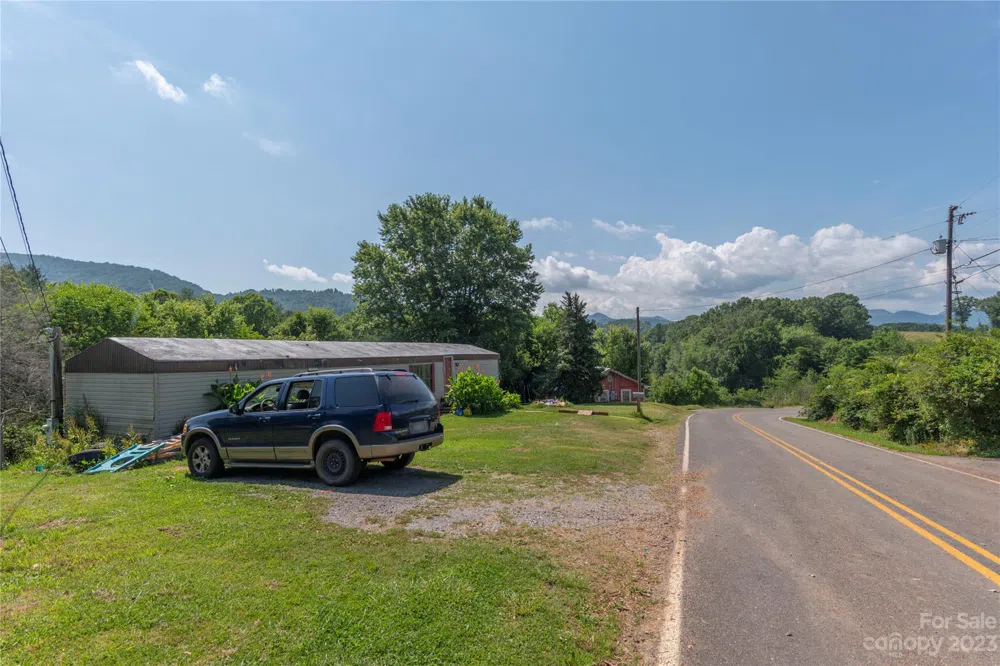 492, 518 and 524 Scruggs Circle Canton, NC 28716