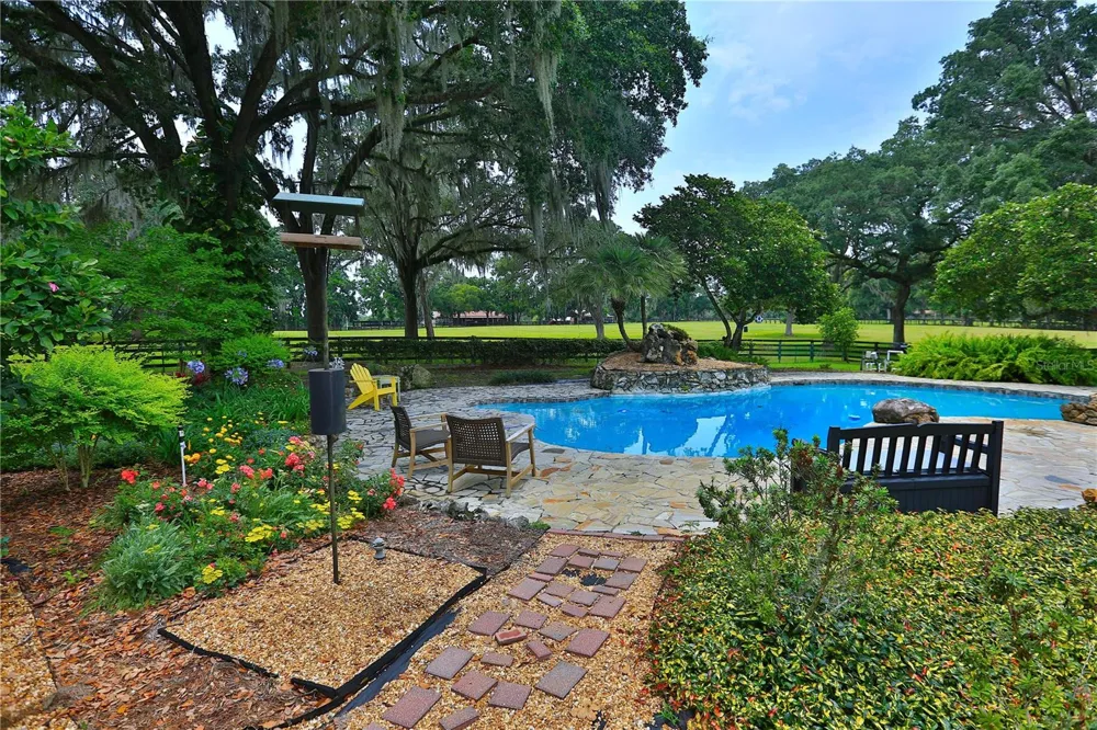 13450 NW GAINESVILLE ROAD Reddick, FL 32686
