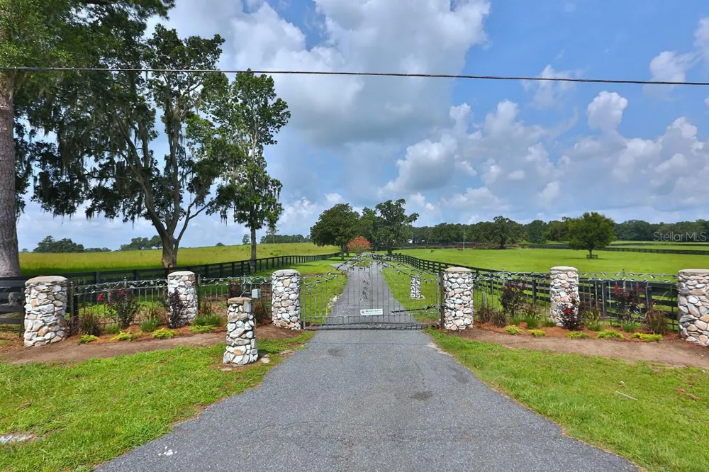 13450 NW GAINESVILLE ROAD Reddick, FL 32686