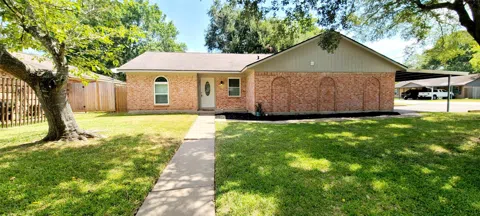 302 Tiegs Street
