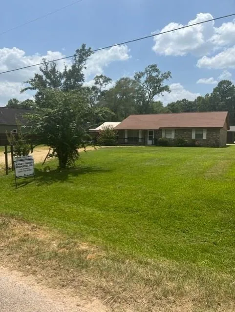 1512 North 9th Street Conroe, TX 77301