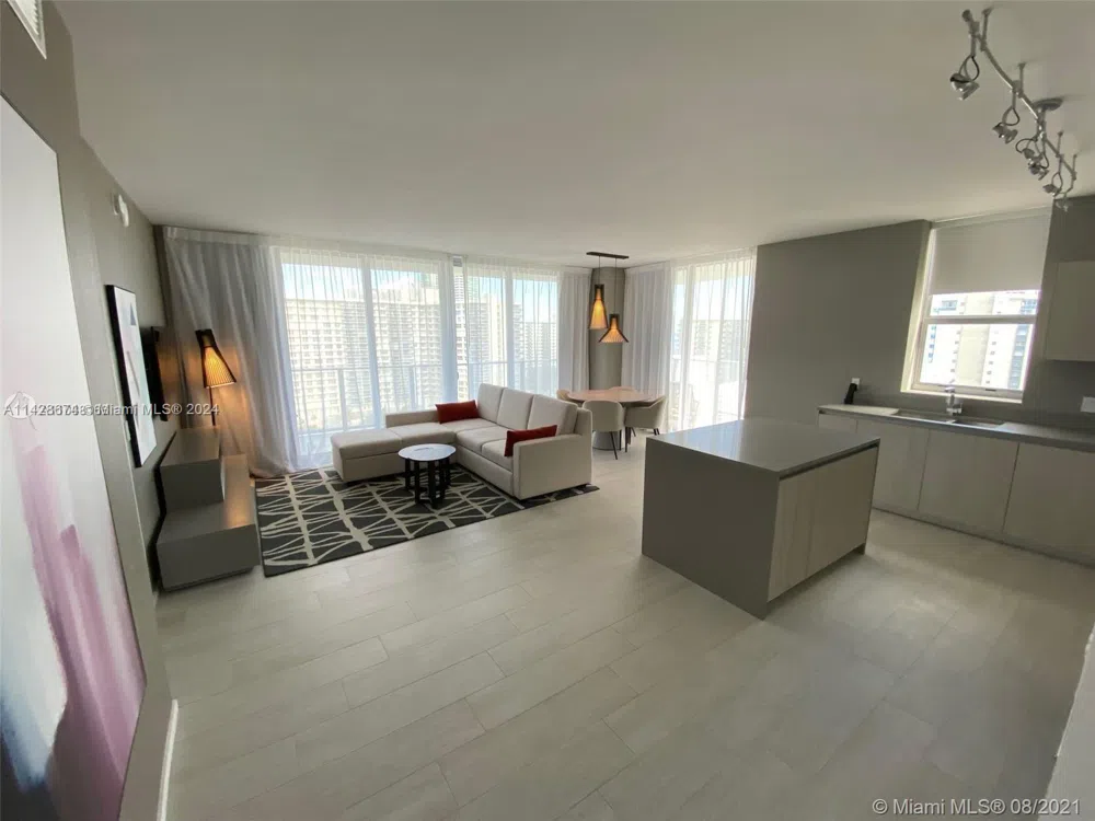4010 S Ocean Dr #R301 Hollywood, FL 33019