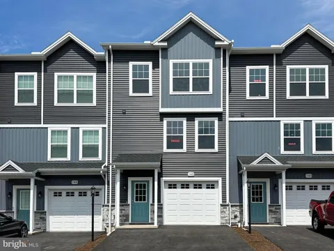 142 HIGHPOINT PARK DRIVE