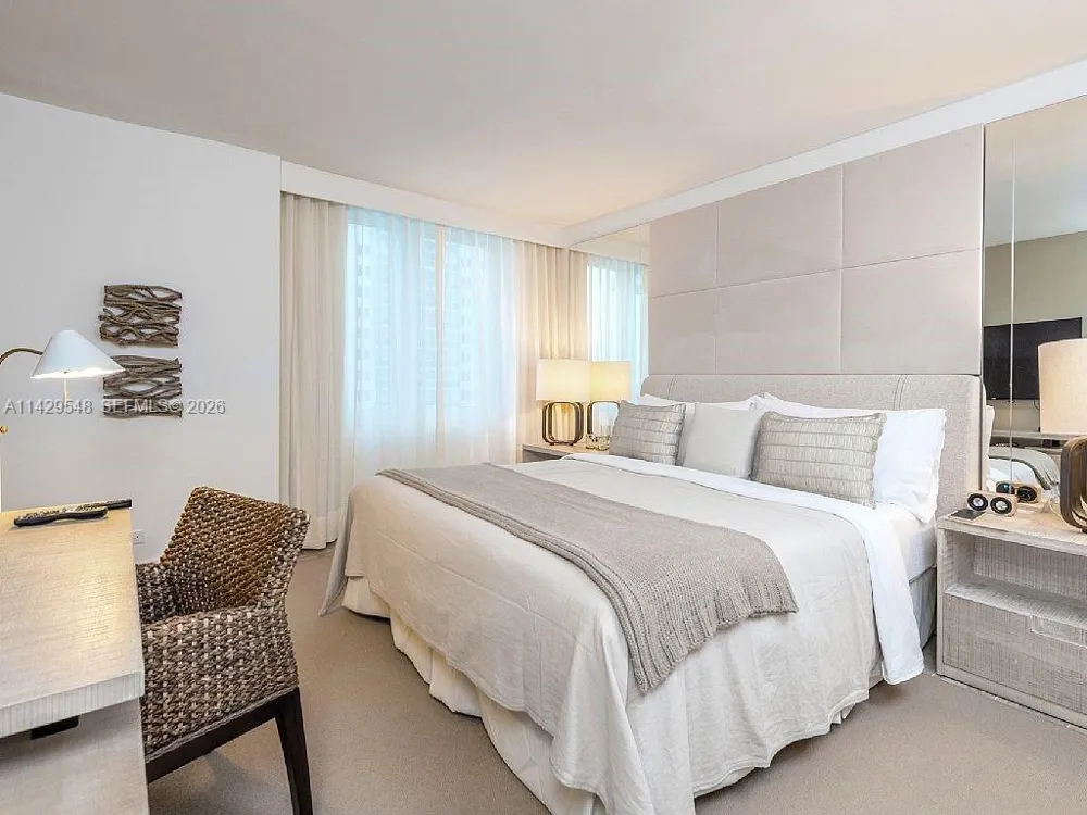 102 24th St #1006 Miami Beach, FL 33139