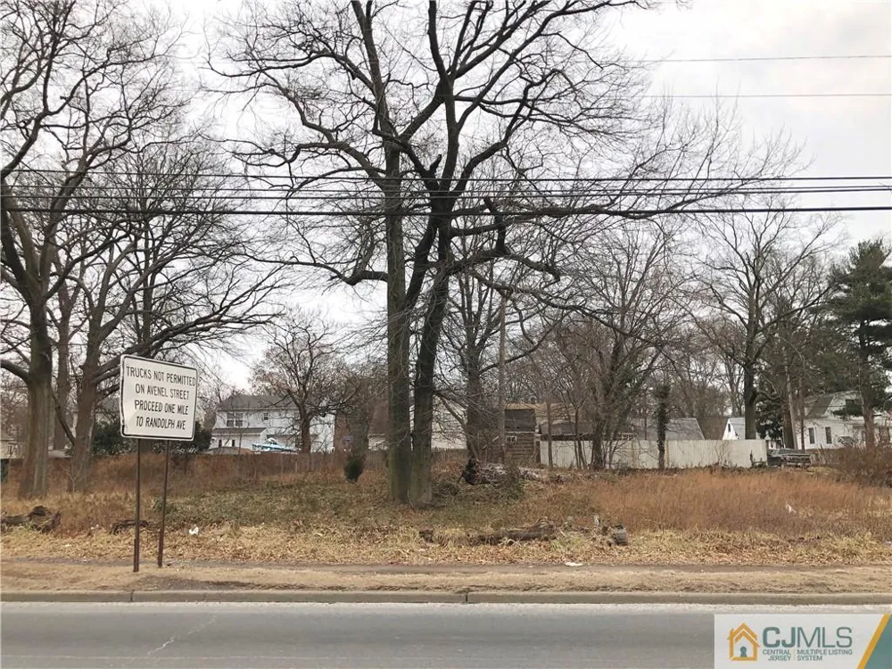 958 Us 1 Highway Avenel, NJ 07095
