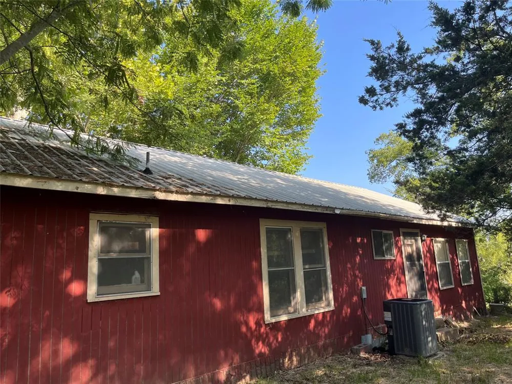 7687 Fm 17 Grand Saline, TX 75140