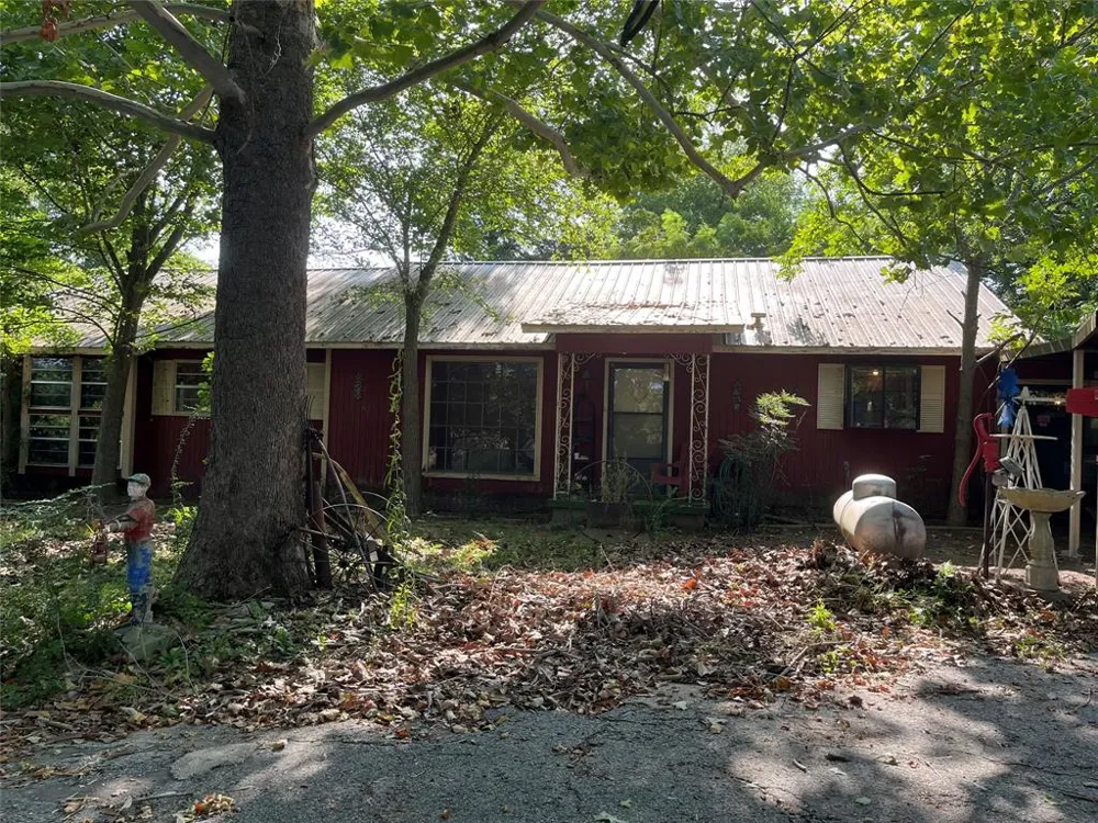 7687 Fm 17 Grand Saline, TX 75140