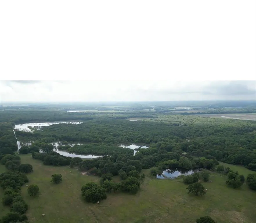 2102 County Road 2610 Bonham, TX 75418