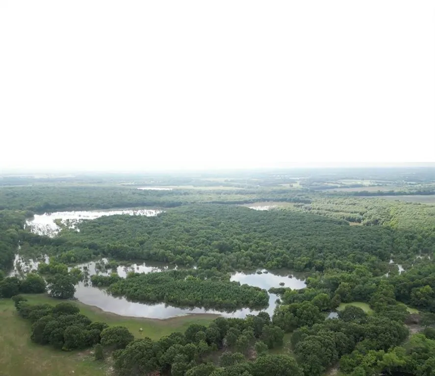2102 County Road 2610 Bonham, TX 75418