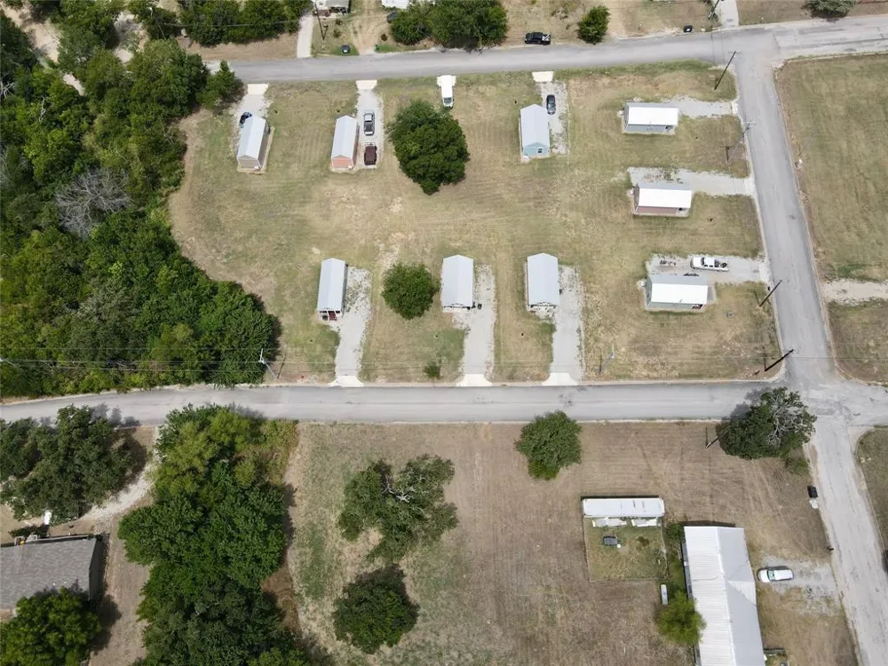 509 Ussery Street Bowie, TX 76230