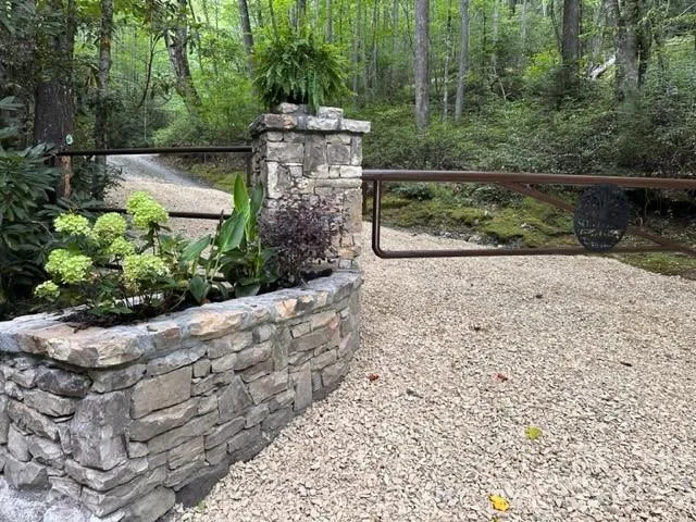 619 Speckled Feather Pass Sapphire, NC 28774