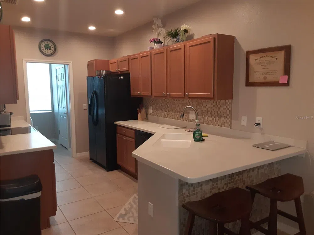 3716 82ND AVENUE CIRCLE E #102 Sarasota, FL 34243