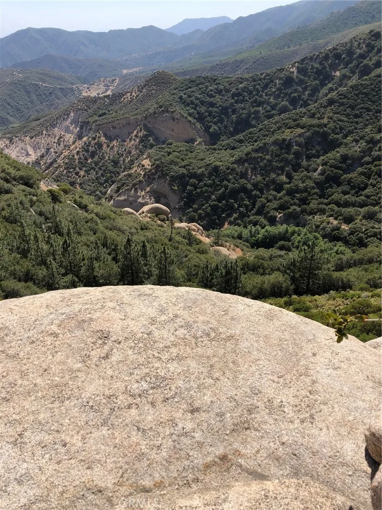 35194 Pyramid Running Springs, CA 92382