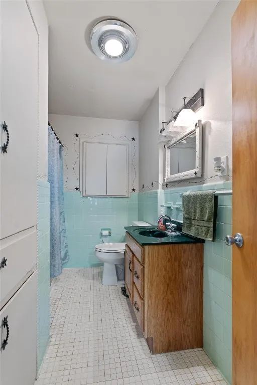 323 County Road 450 Thorndale, TX 76577