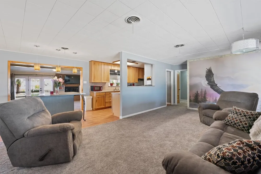 323 County Road 450 Thorndale, TX 76577