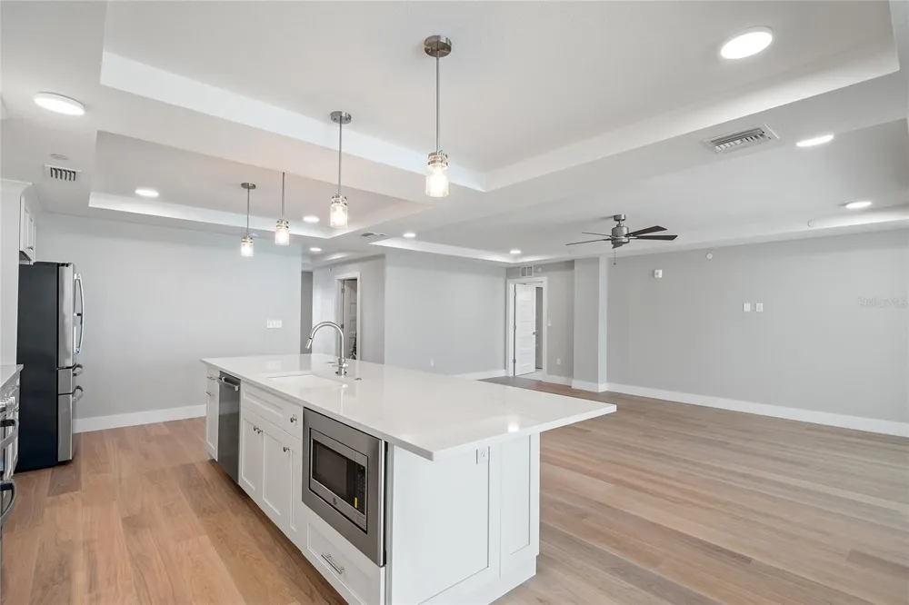 14048 GULF BOULEVARD #402 Madeira Beach, FL 33708