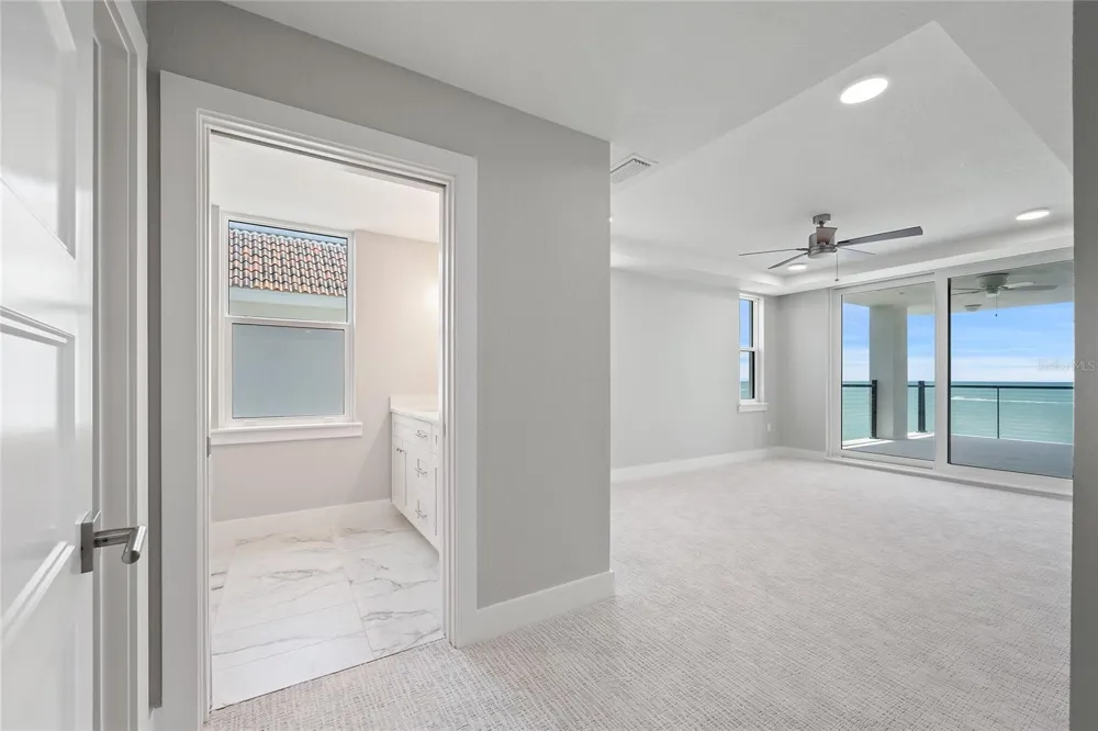 14048 GULF BOULEVARD #402 Madeira Beach, FL 33708