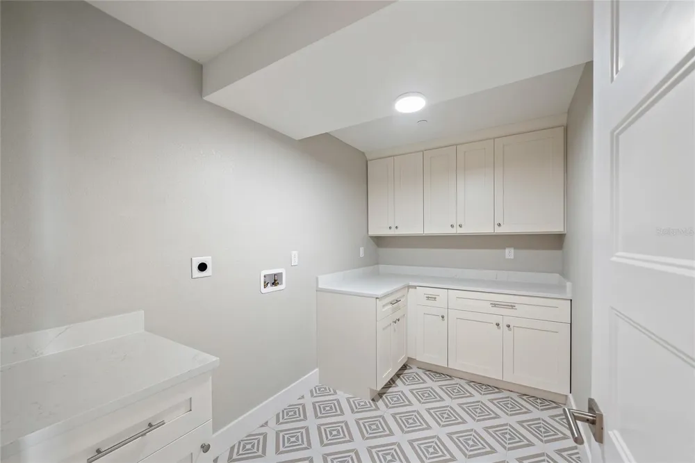 14048 GULF BOULEVARD #402 Madeira Beach, FL 33708