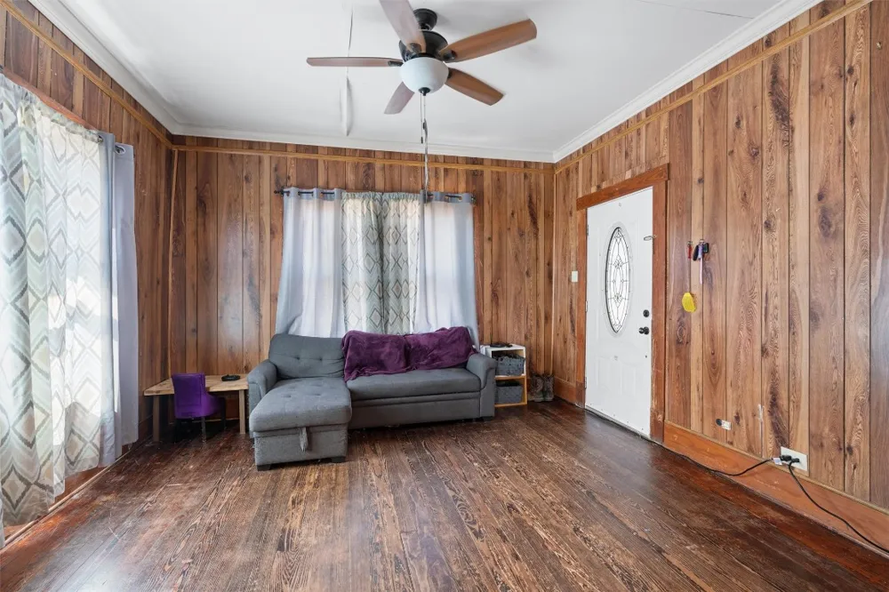 459 County Road 450 Thorndale, TX 76577