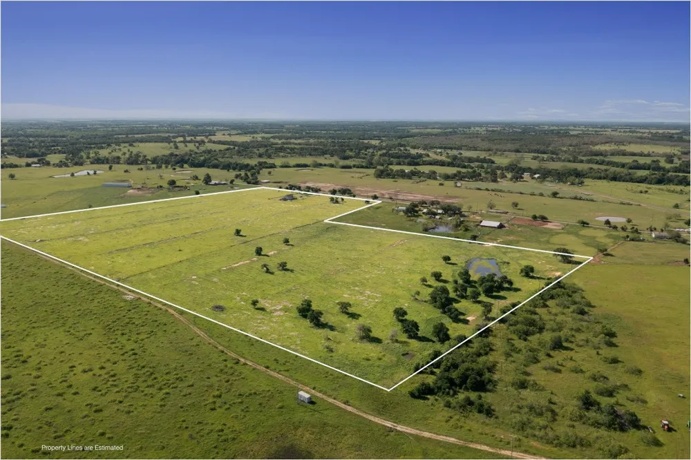459 County Road 450 Thorndale, TX 76577