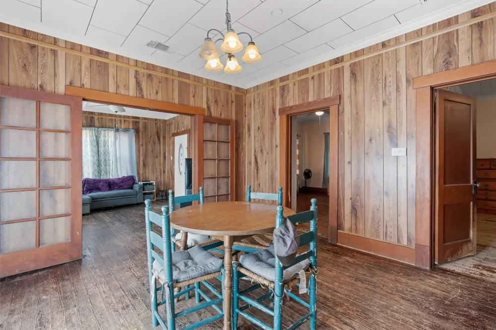459 County Road 450 Thorndale, TX 76577