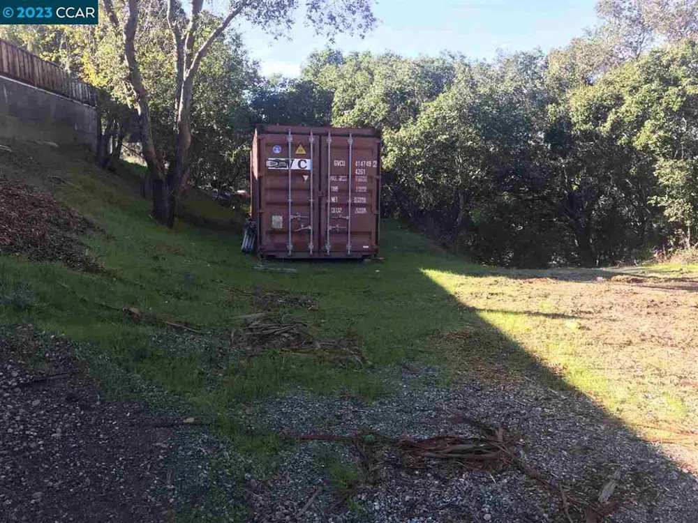 4937 Crow Canyon Rd Castro Valley, CA 94552