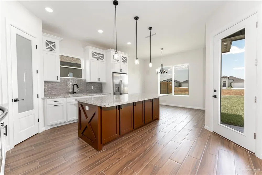 1406 E Danielle Avenue Pharr, TX 78577