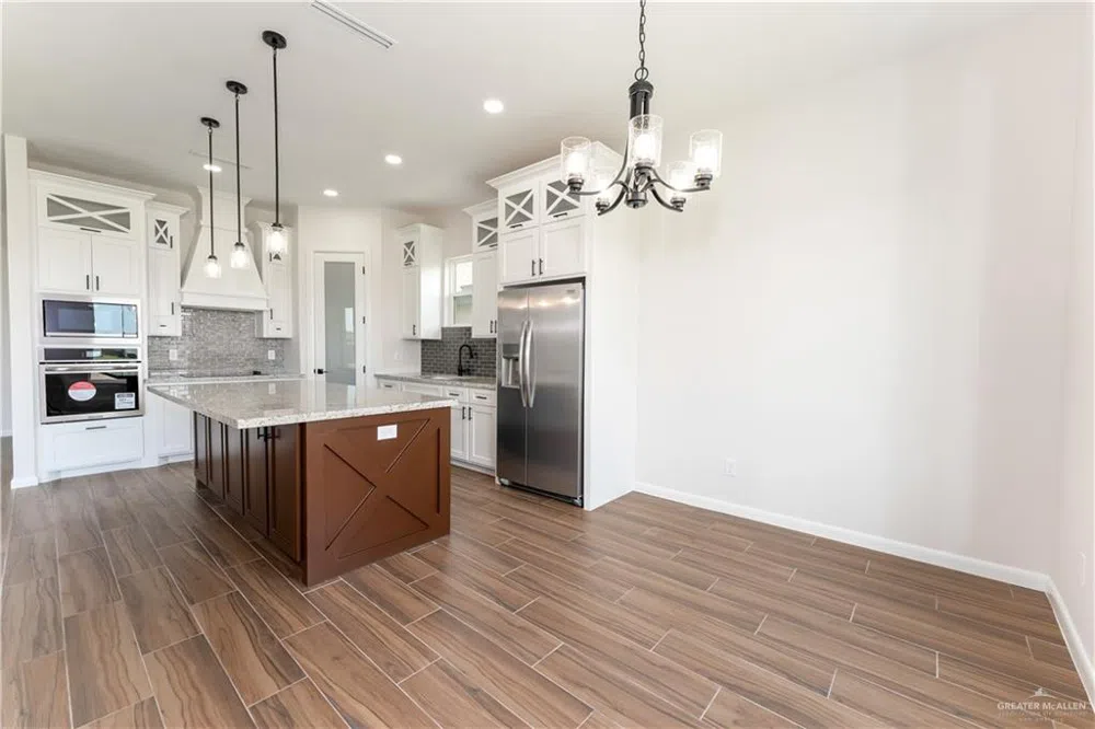 1406 E Danielle Avenue Pharr, TX 78577