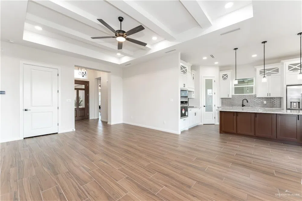 1406 E Danielle Avenue Pharr, TX 78577