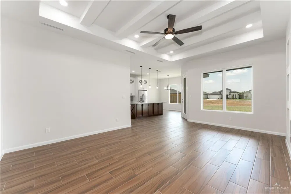 1406 E Danielle Avenue Pharr, TX 78577