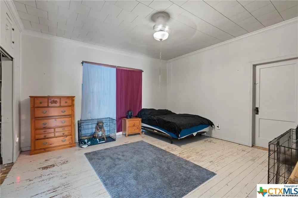 459 County Road 450 Thorndale, TX 76577